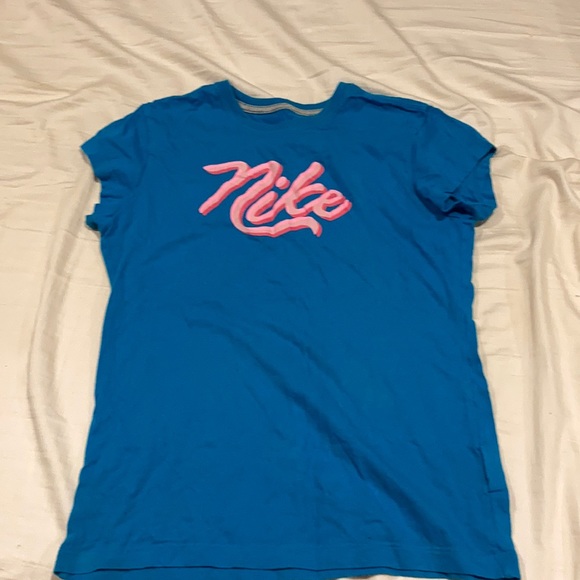 Nike t shirt youth large - Picture 1 of 4